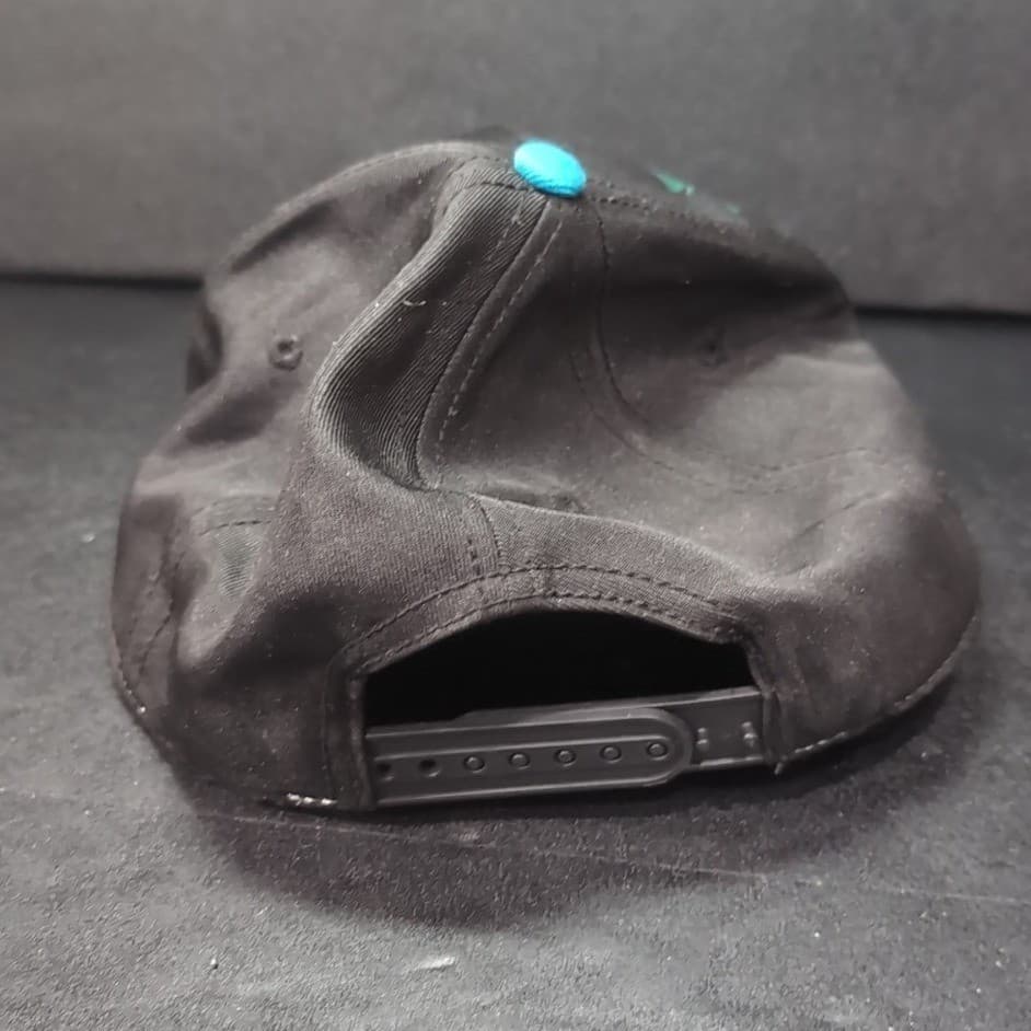 Bioworld My Hero Academia Deku Izuku Midoriya Snapback Hat Black Teal OSFM Cap - Thumbnail 4