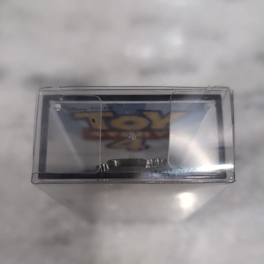 Disney Toy Story Woody FiGPiN #194 Enamel Pin Unlocked Collectible Display Case - Thumbnail 6