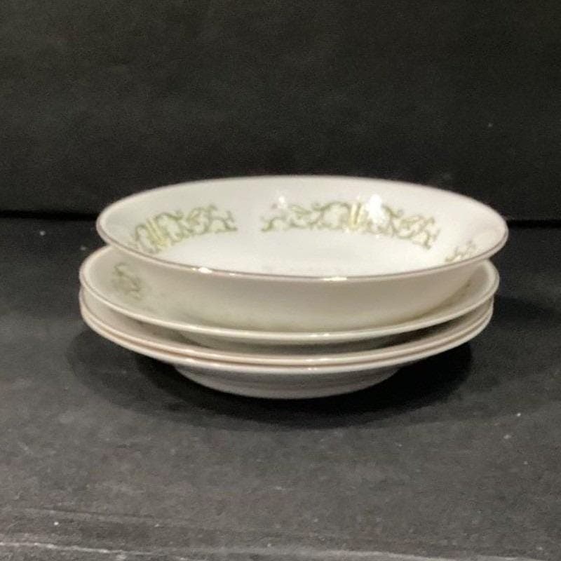 Bell Flower Fine China, Set of 3 Saucers & 1 Cereal Bowl, Porcelain Tableware - Thumbnail 13