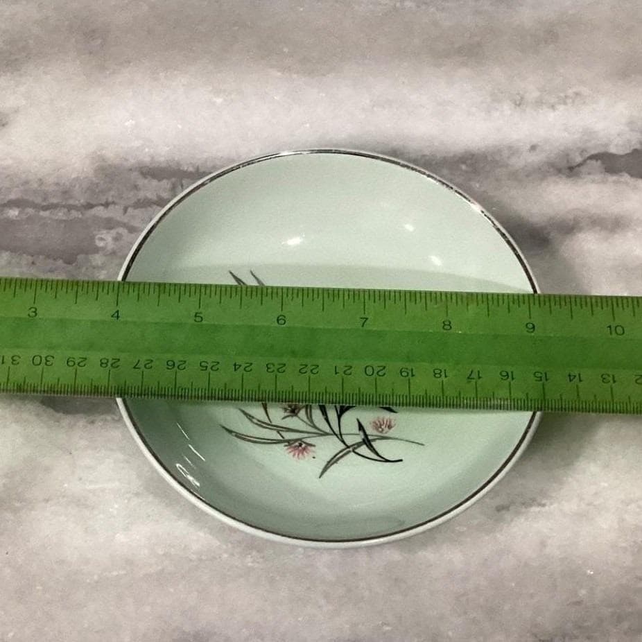 Universal Ballerina Mist Strawflower Salad Bowl & Plate, Vintage Dinnerware - Thumbnail 3