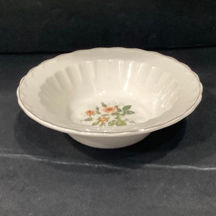 Badcock Furniture Floral Serving Bowl, Pink Rose & Baby's Breath, Tableware - Thumbnail 8