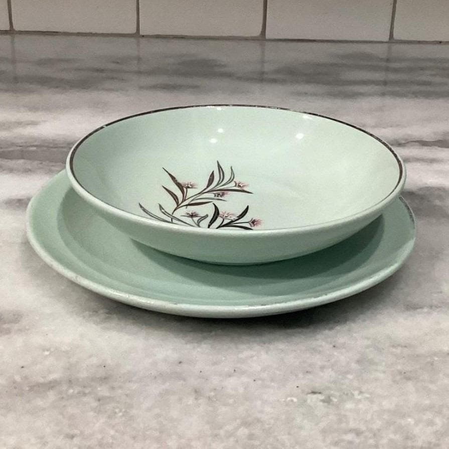 Universal Ballerina Mist Strawflower Salad Bowl & Plate, Vintage Dinnerware - Thumbnail 11
