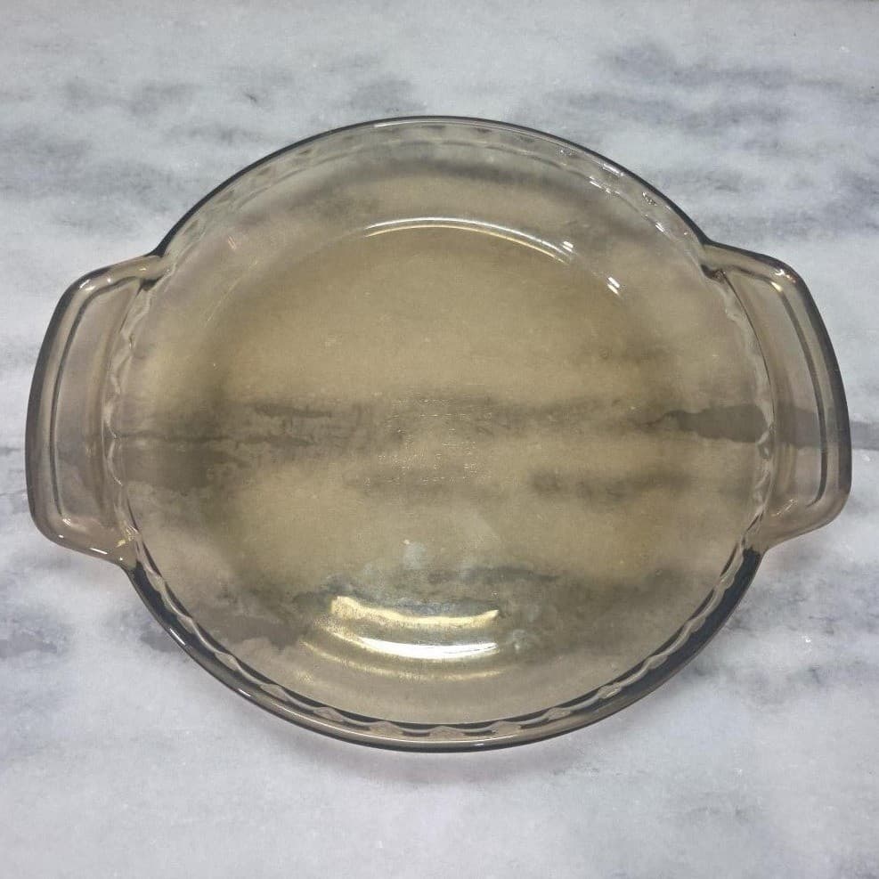 Anchor Hocking Amber 1qt Deep Dish Pie Plate #1075, Ovenware, Fluted Handles - Thumbnail 3