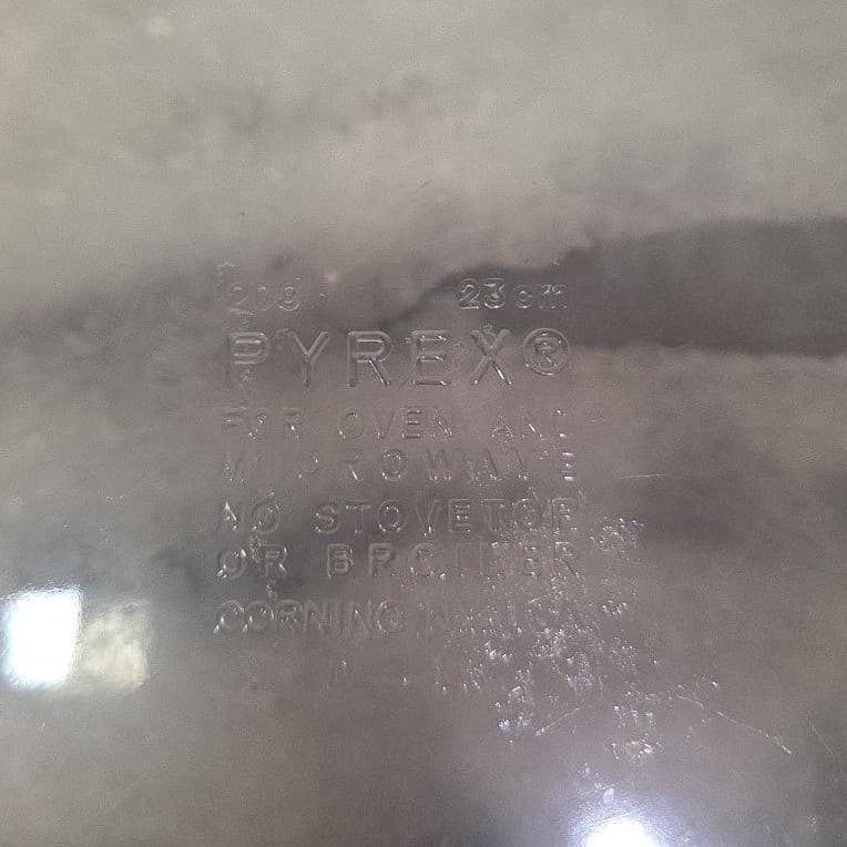 Pyrex Brown Glass Pie Plate #209, Vintage Bakeware, Replacement 9" Baking Dish - Thumbnail 4