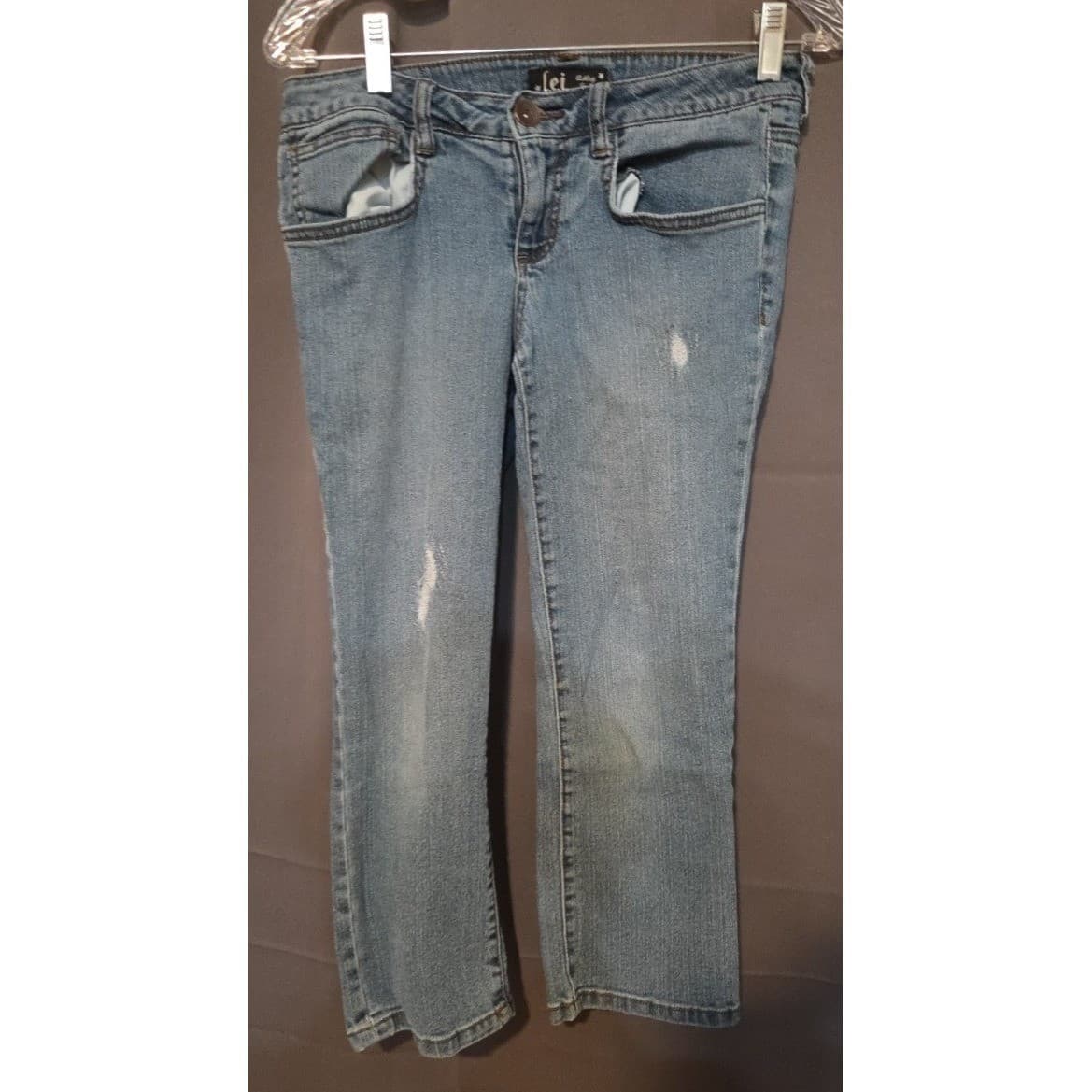 LEI Ashley Trouble Light Wash Distressed Bootcut Jeans, Women's Junior Size 7 - Thumbnail 3