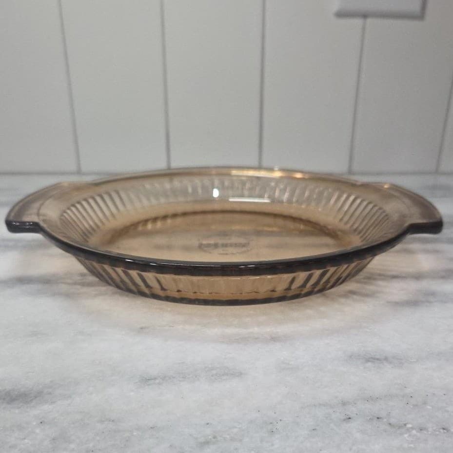 Anchor Hocking Fire King Amber Pie Plate, Vintage Ribbed Design Ovenware - Thumbnail 2