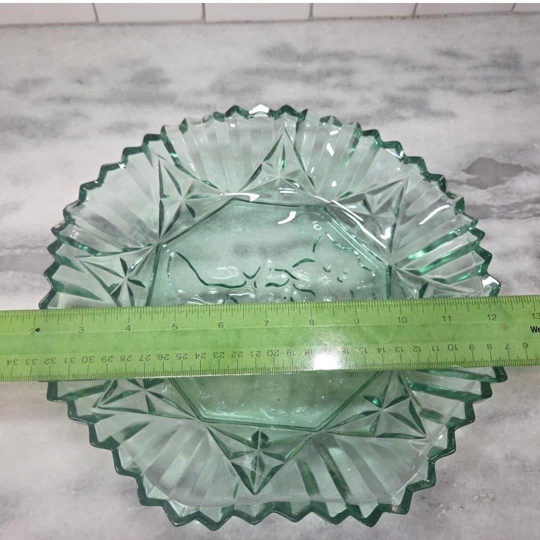 Federal Glass Pioneer Green Carnival Serving Bowl, Ruffled Edge Dish Centerpiece - Thumbnail 5