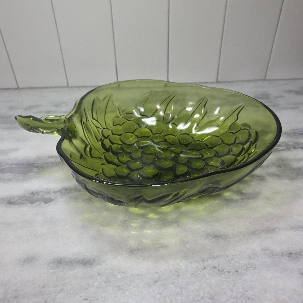 Indiana Glass Avocado Green Serving Bowl, Grape Mid Century Dish Centerpiece - Thumbnail 2