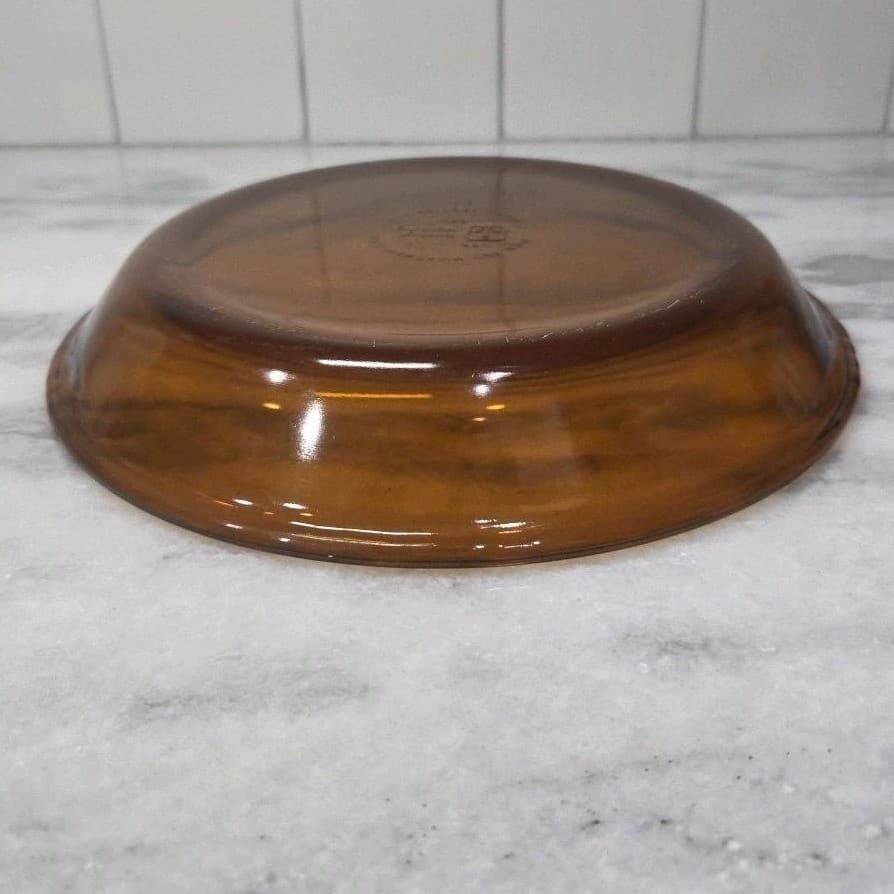 Anchor Hocking Amber Pie Plate, Glass Baking Pan, Oven & Microwave Safe Ovenware - Thumbnail 8