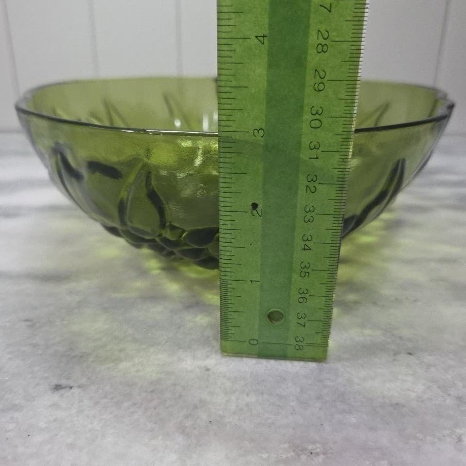 Indiana Glass Avocado Green Serving Bowl, Grape Mid Century Dish Centerpiece - Thumbnail 7