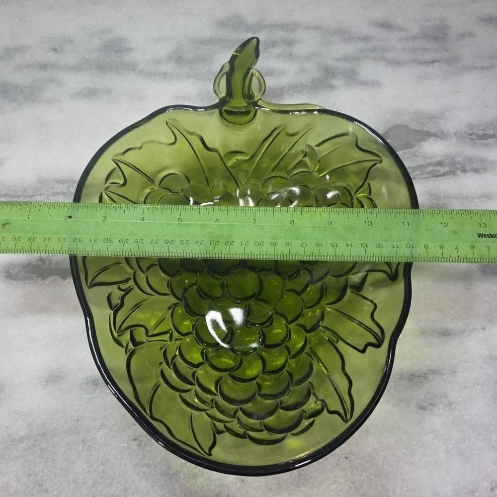 Indiana Glass Avocado Green Serving Bowl, Grape Mid Century Dish Centerpiece - Thumbnail 6