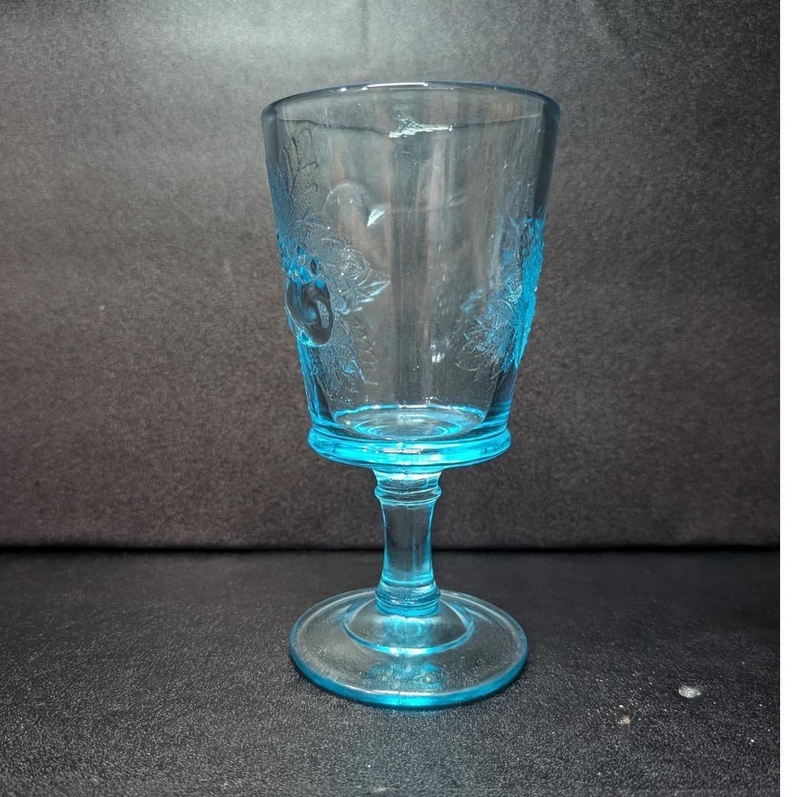 LG Wright Light Aqua Blue Goblet, Vintage Strawberries & Currant Design Glass - Thumbnail 5