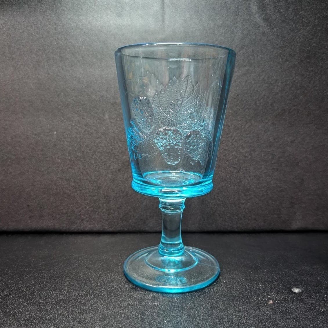 LG Wright Light Aqua Blue Goblet, Vintage Strawberries & Currant Design Glass - Thumbnail 6