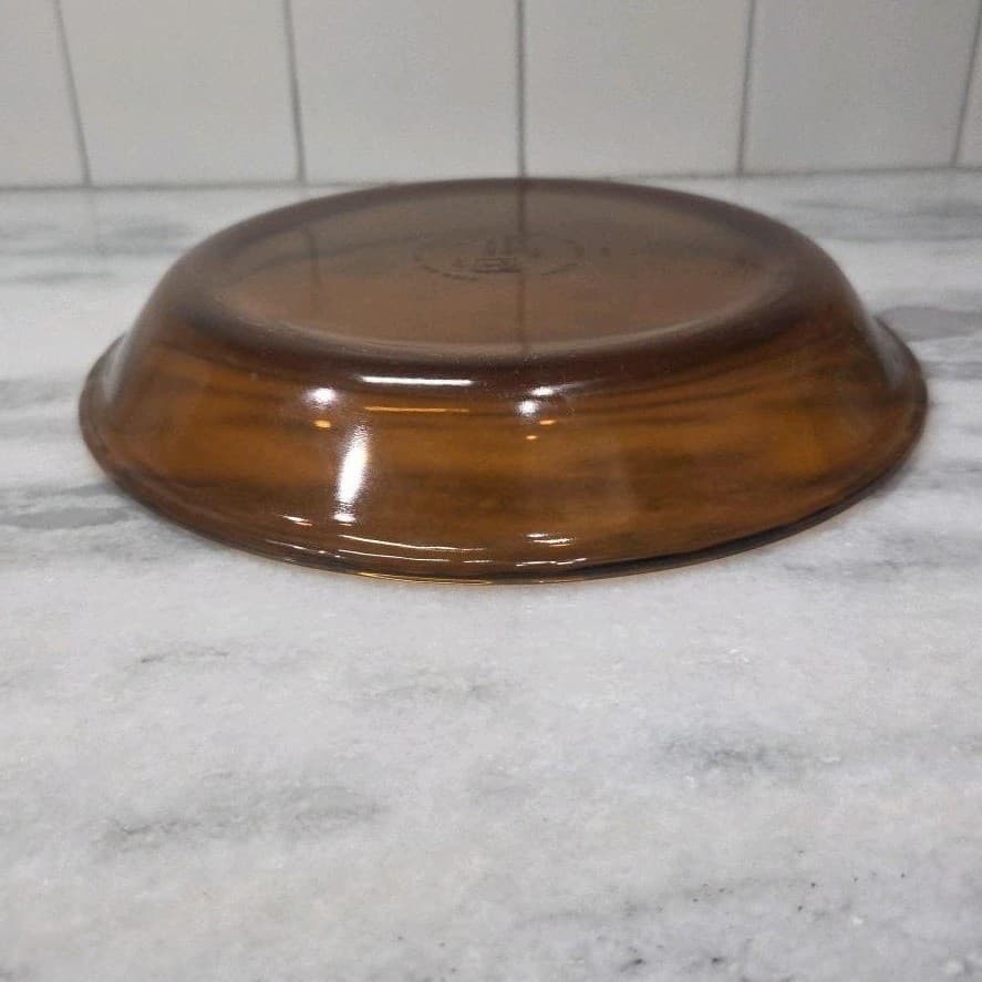 Anchor Hocking Amber Pie Plate, Glass Baking Pan, Oven & Microwave Safe Ovenware - Thumbnail 9