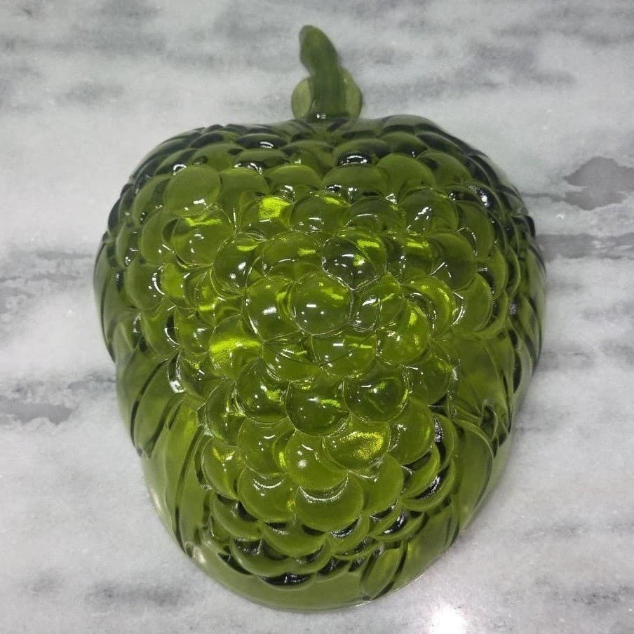 Indiana Glass Avocado Green Serving Bowl, Grape Mid Century Dish Centerpiece - Thumbnail 4