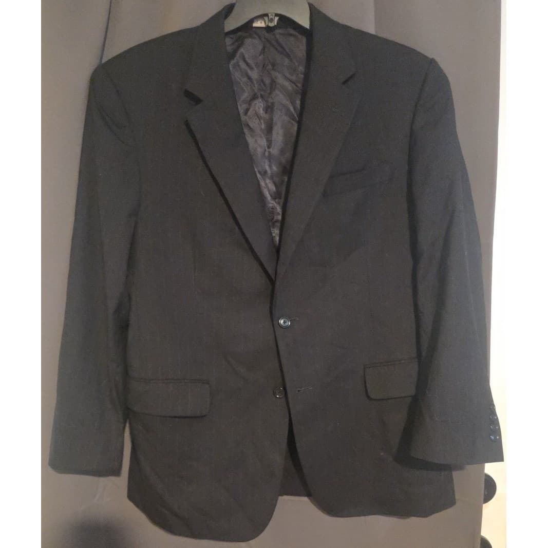 Jos. A. Bank Charcoal Grey Pinstripe 100% Wool 2-Button Suit Jacket, Men's 44R - Thumbnail 3