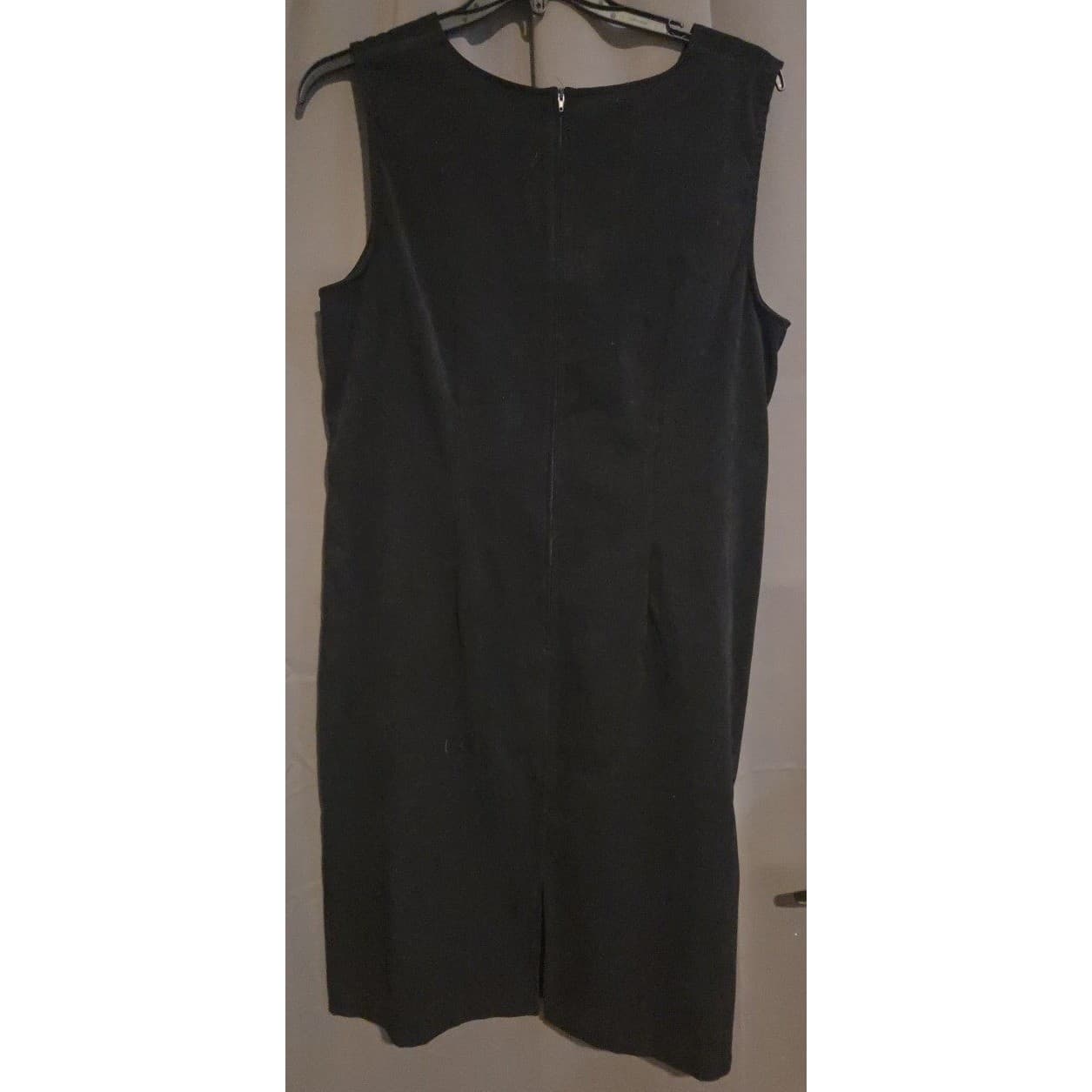 Studio C Plus Black Sleeveless V-Neck Sheath Dress, Women's Size 18W 4230580 - Thumbnail 4