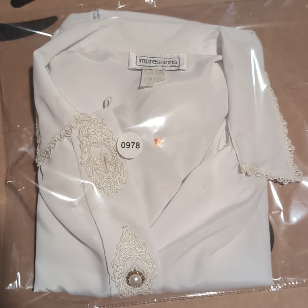 Impressions of California Vintage White Lace Pearl Button Blouse, Women's Large - Thumbnail 8