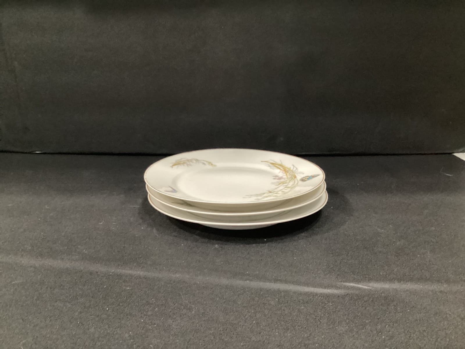 Haviland Limoges - Butterfly Meadow Visitor - Grassy Marsh - 3 Dessert Plates * - Thumbnail 8