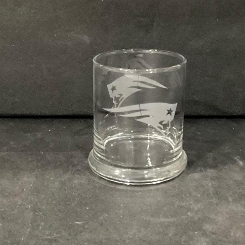 New England Patriots Rocks Glass, NFL Team Logo Whiskey Tumbler, Vintage Barware - Thumbnail 10