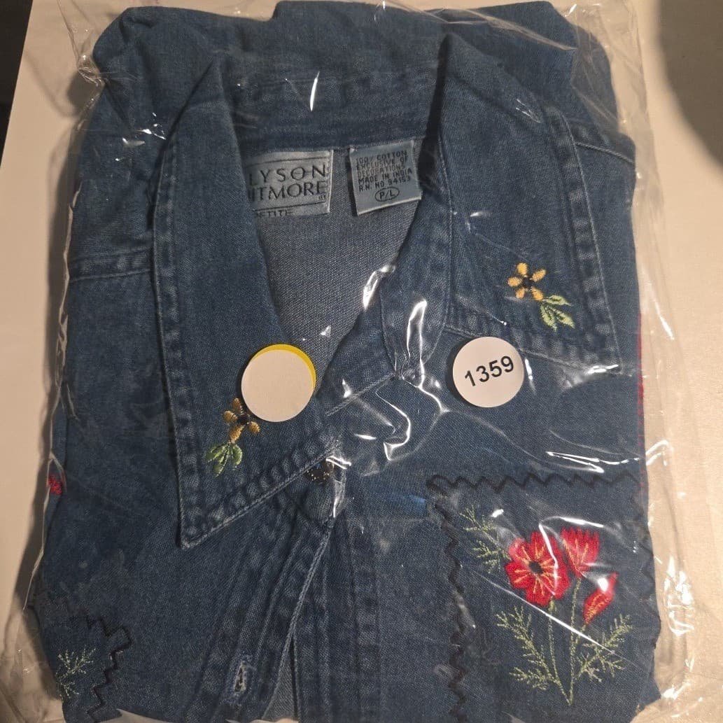 Allyson Whitmore Floral Embroidered Blue Denim Button Down, Women's Petite Large - Thumbnail 10