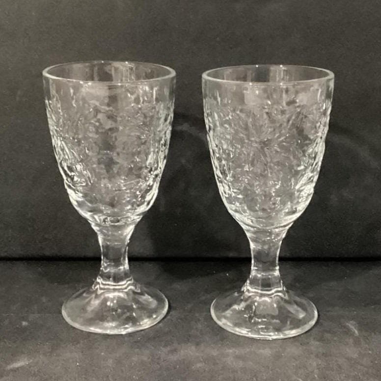 Princess House Fantasia Footed Wine Goblets, Set of 2, Vintage Etched Stemware - Thumbnail 11