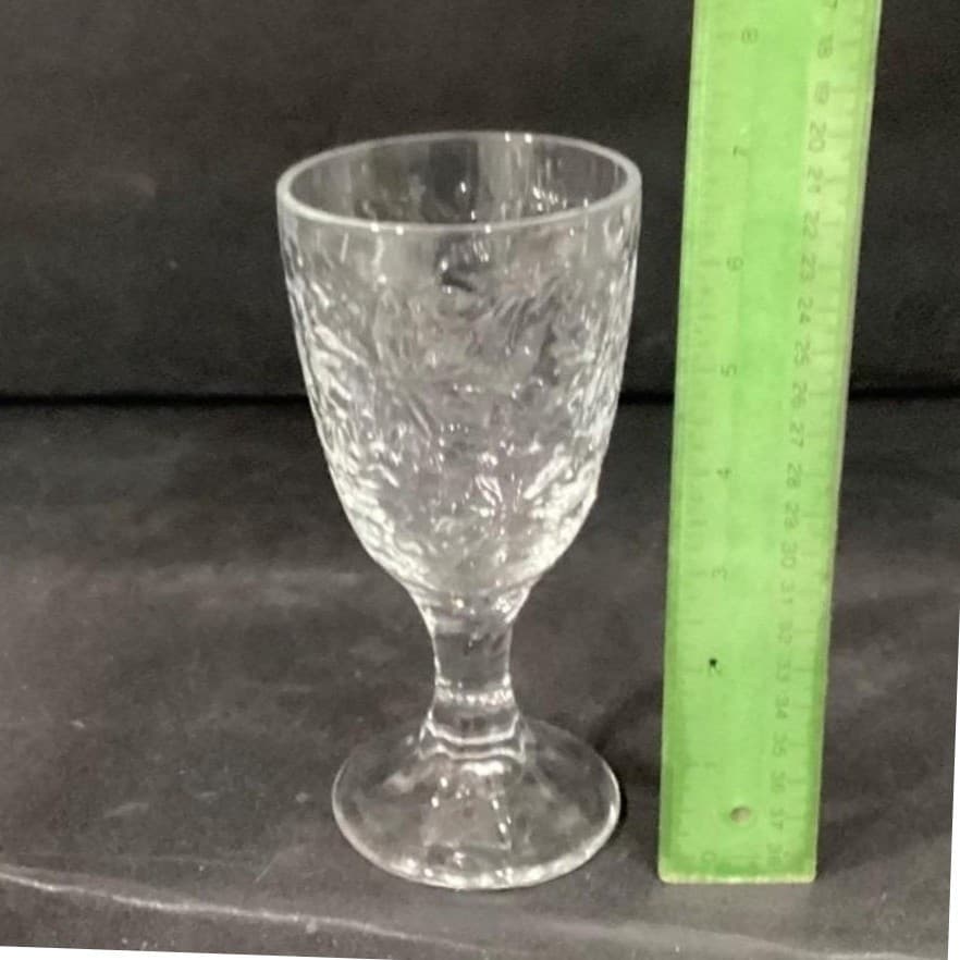 Princess House Fantasia Footed Wine Goblets, Set of 2, Vintage Etched Stemware - Thumbnail 6