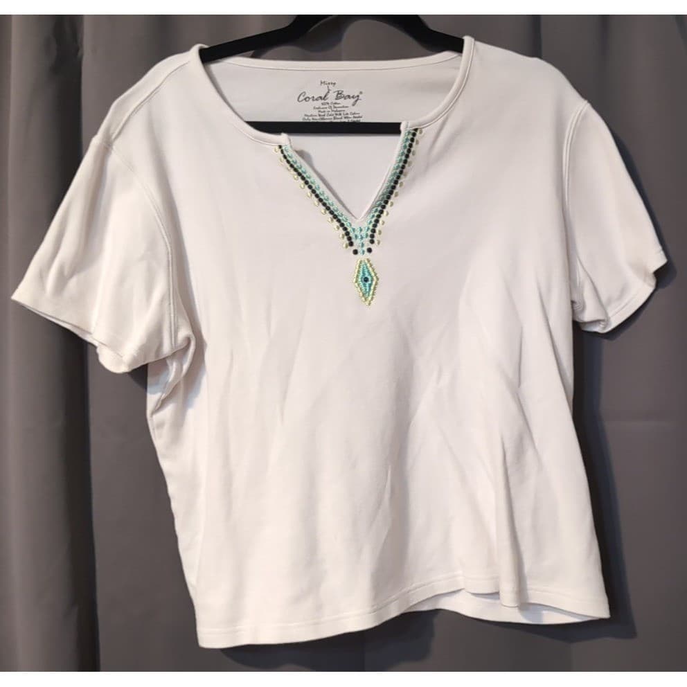 Coral Bay Missy White Embroidered Split Neck Short Sleeve Top, Women's Large - Thumbnail 3