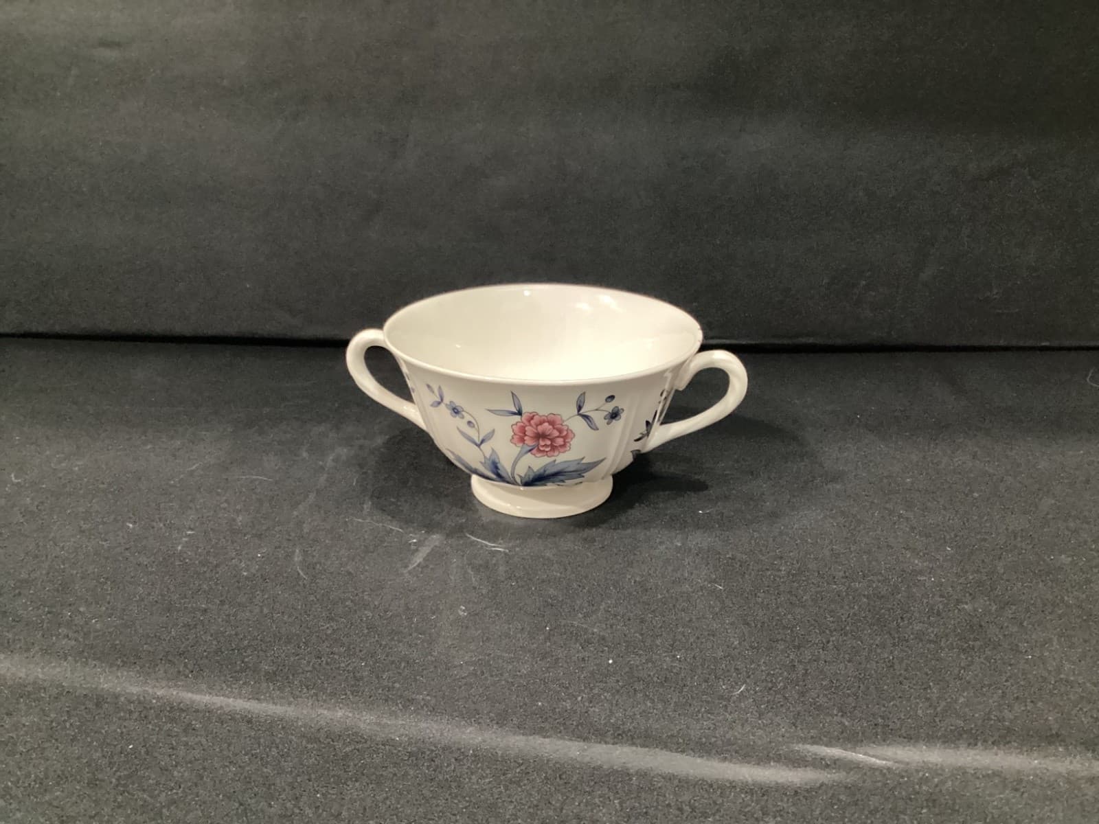 Wedgwood Williamsburg Potpourri NK510 Double-Handle Footed Cream Soup Bowl * - Thumbnail 10
