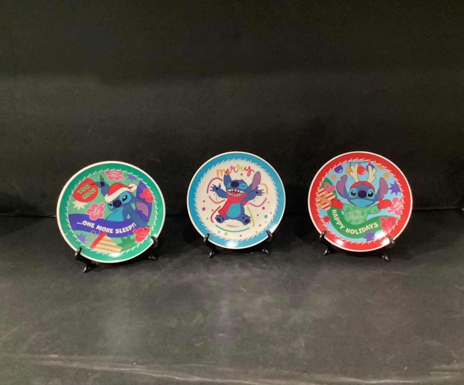 Disney Lilo and Stitch Christmas 5” Ceramic Decorated Plate Set with Stands