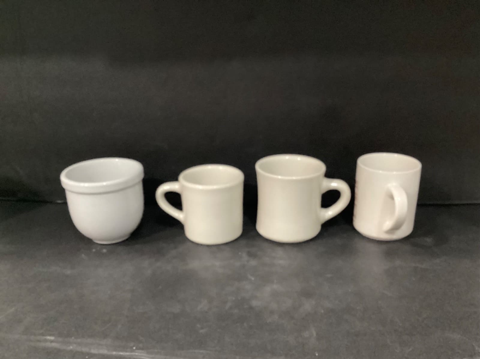 Vintage Lot Of 4 Assorted Ceramic Coffee Mugs Cups Heavy Diner Restaurant Ware - Thumbnail 3
