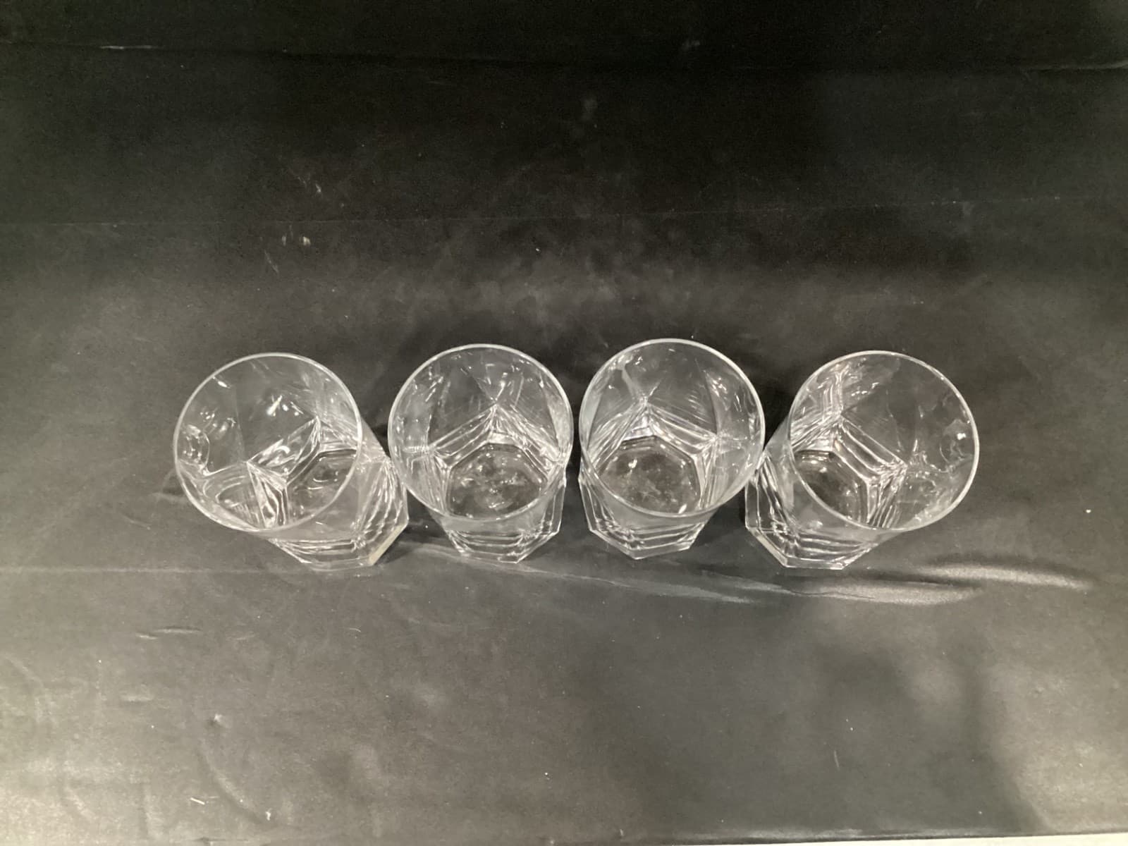 Set of 4 Bormioli Rocco Cassiopea Angular Moulded Glasses 16 Oz 5.75” - Thumbnail 9