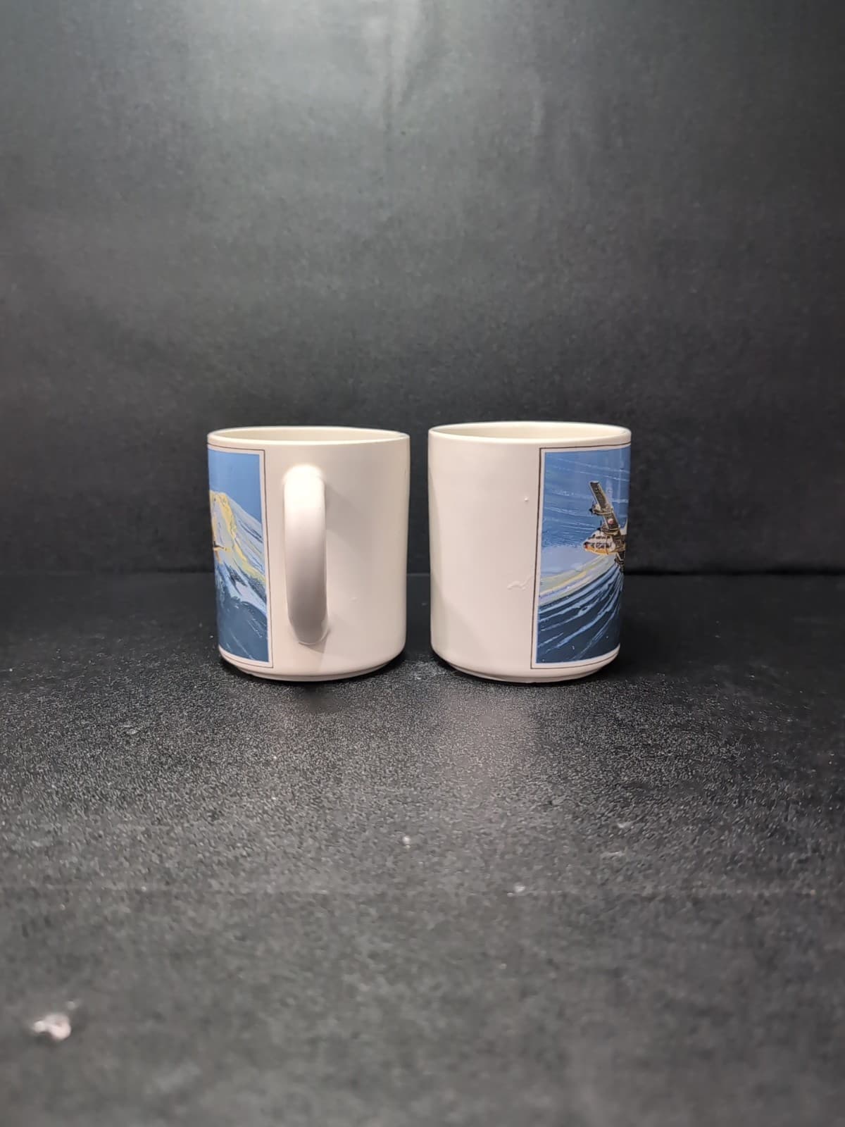 Douglas DC-4 Coffee Mugs Set, Vintage Flight Scene, Aviation Gift, Collector's - Thumbnail 2