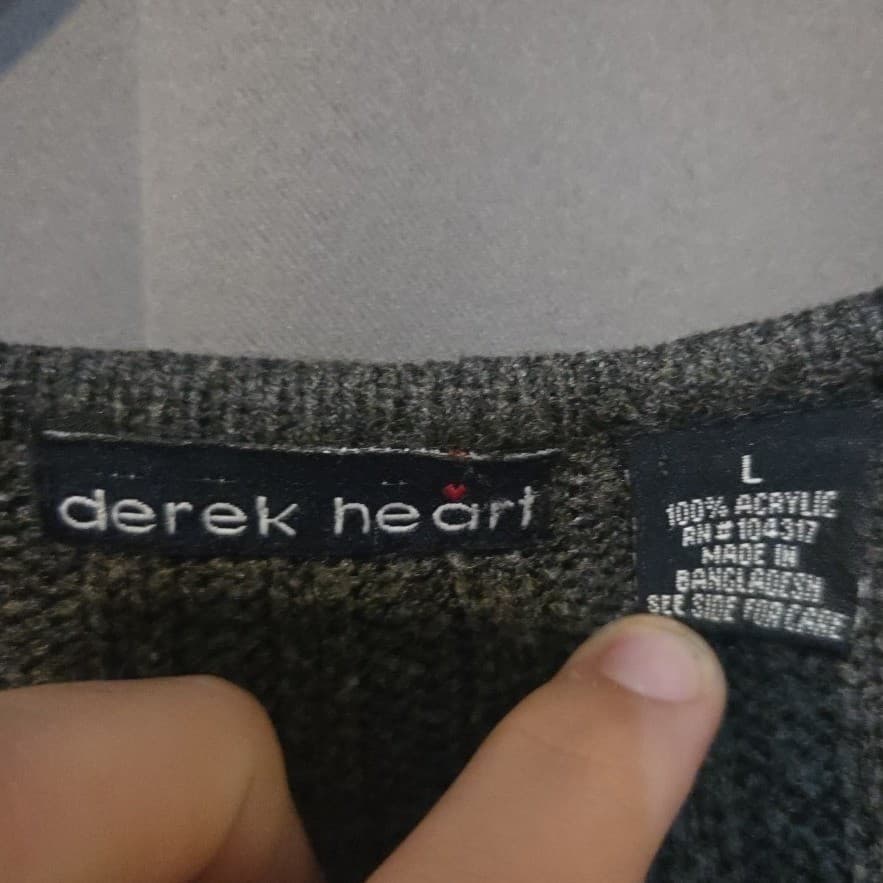 Derek Heart Charcoal Gray Ribbed V-Neck Knit Sweater, Woman's Large, Long Sleeve - Thumbnail 5