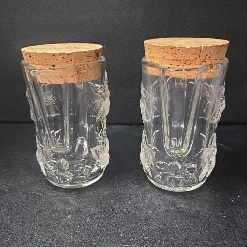 Embossed Floral Glass Pitchers, Set of 2, Vintage Inspired Snub Nose Spout - Thumbnail 3