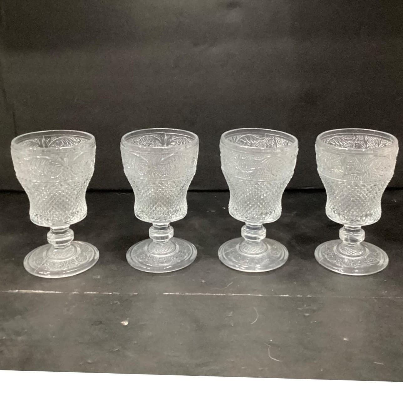 American Provincial Wine Glasses, Set of 4, VIntage Diamond Point Scroll Design - Thumbnail 7