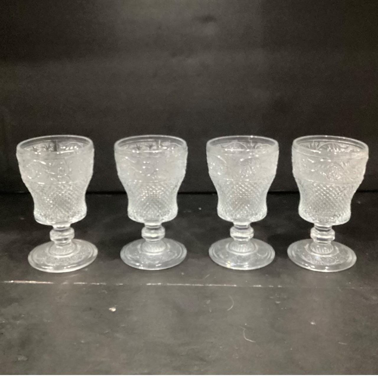 American Provincial Wine Glasses, Set of 4, VIntage Diamond Point Scroll Design - Thumbnail 9