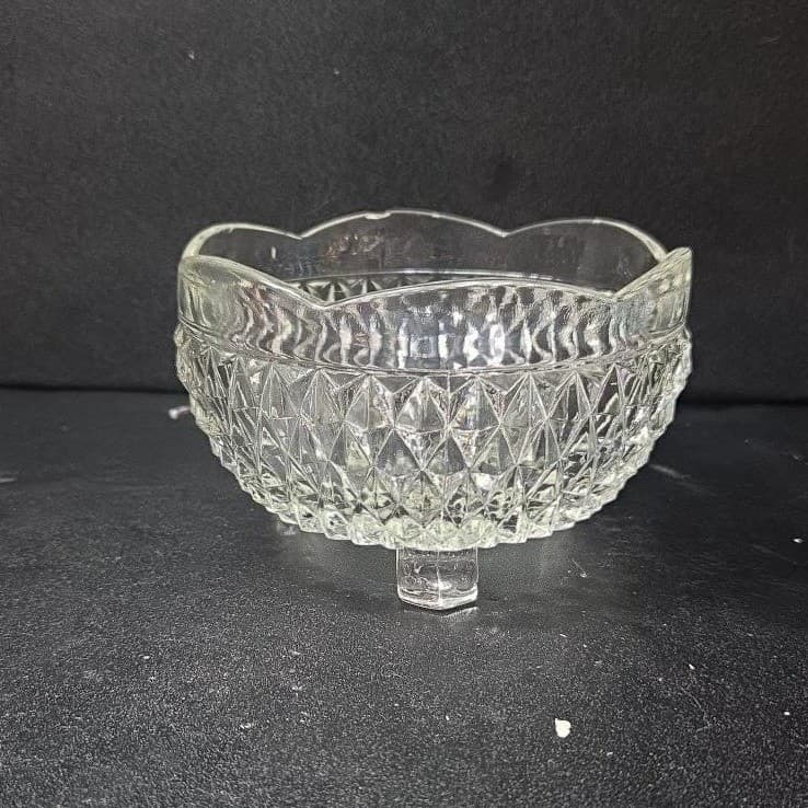Indiana Glass Diamond Point Candy Dish, Vintage Footed Clear Bowl, Centerpiece - Thumbnail 9