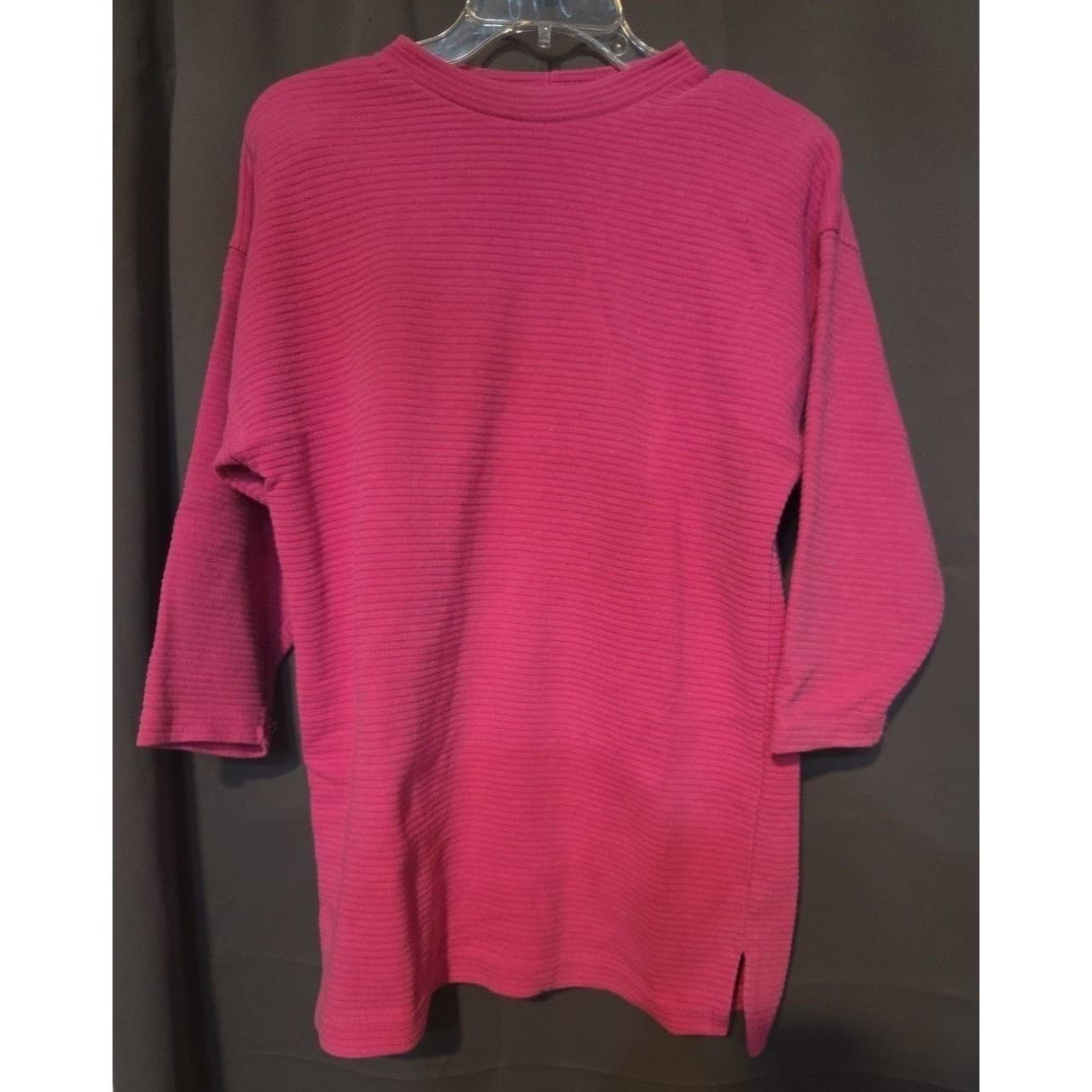 Michael Carrie Vintage Ribbed Hot Pink 3/4 Sleeve Crew Neck, Woman's Medium Top - Thumbnail 3