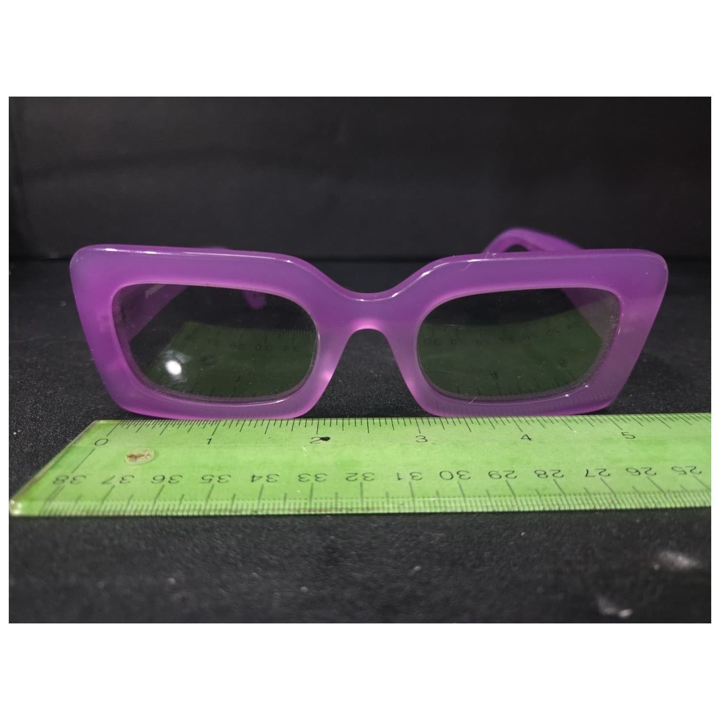 Princess Polly Kids Purple Rectangular Sunglasses, Chunky Translucent, Y2K Retro - Thumbnail 2