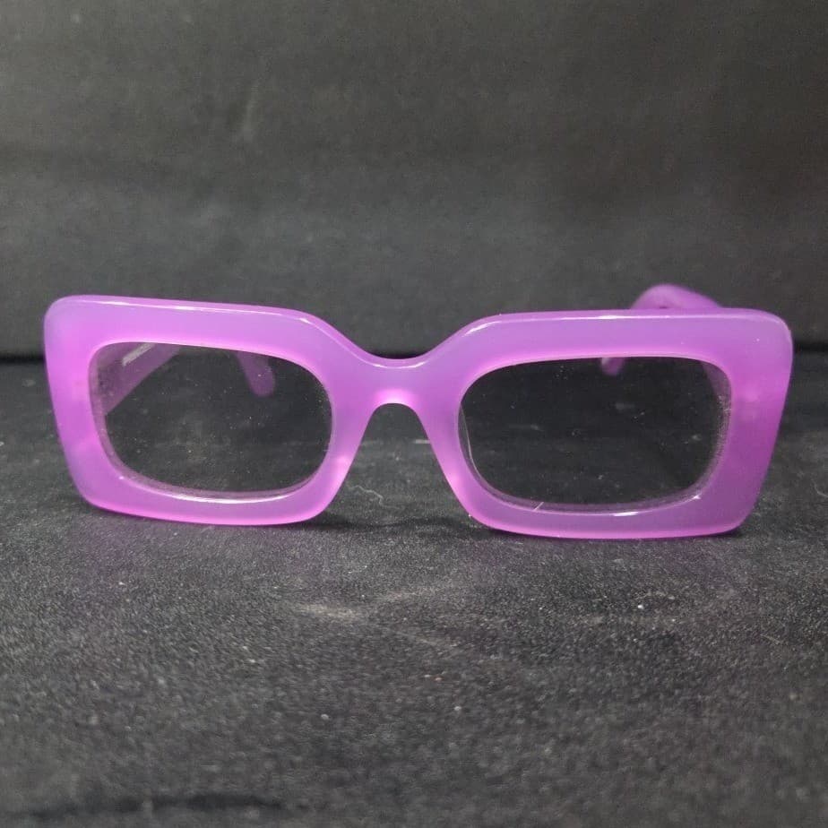 Princess Polly Kids Purple Rectangular Sunglasses, Chunky Translucent, Y2K Retro - Thumbnail 3