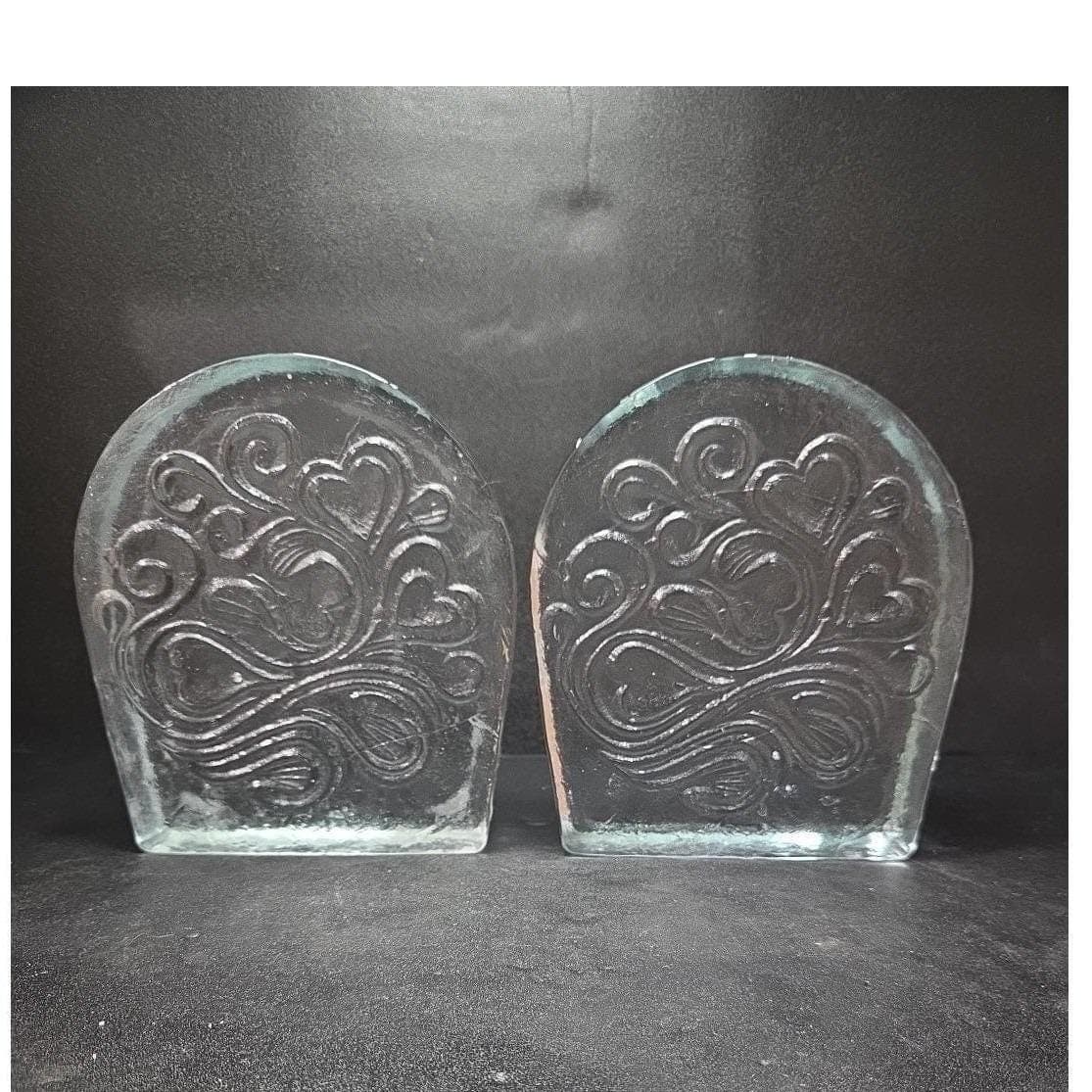 Blenko Glass Twisted Hearts Bookends, Set of 2, Vintage Clear Art Block Dividers - Thumbnail 5