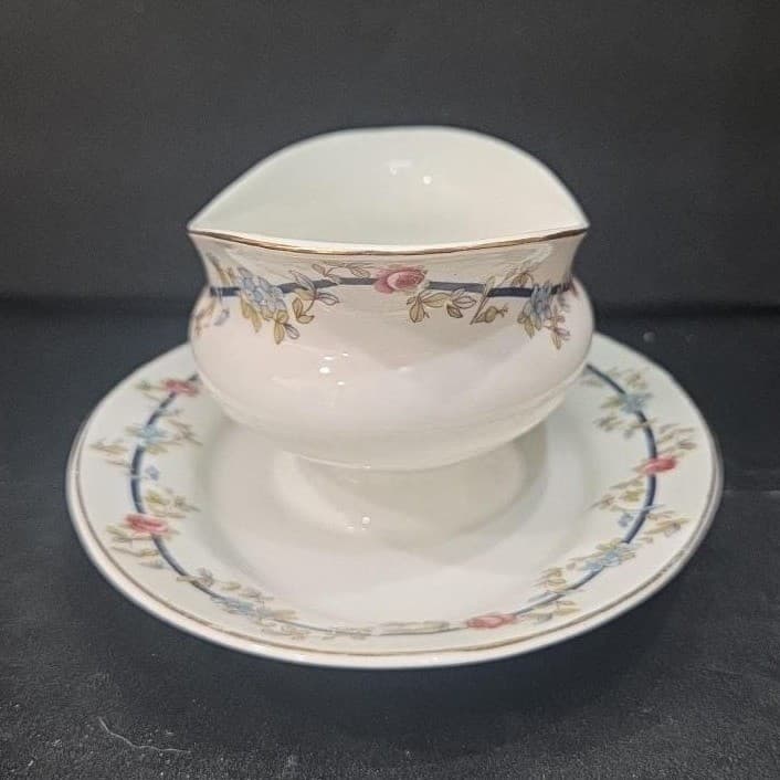 Victoria Czechoslovakia Fine China Gravy Boat, Underplate Attached Vtg Tableware - Thumbnail 3
