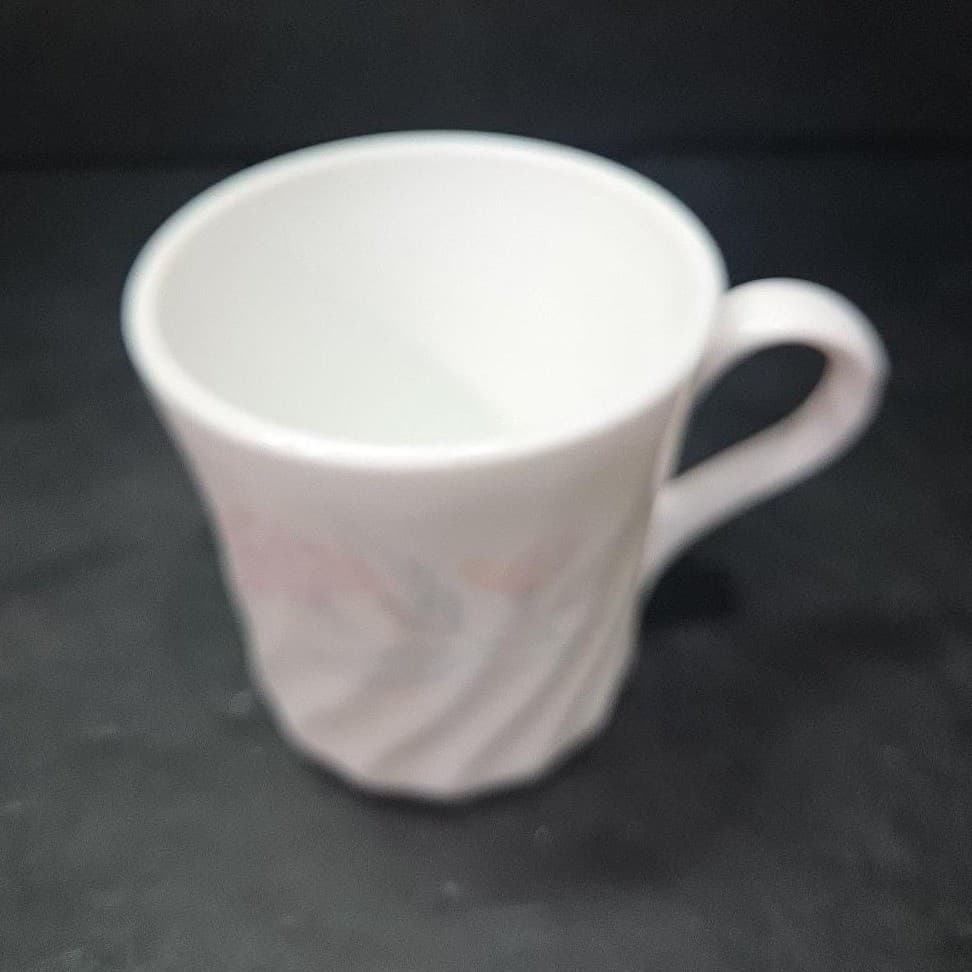 Corelle Pink Trio Coffee Cup, Swirled Poppy Mug, Corning Leaves Flower Pattern - Thumbnail 6