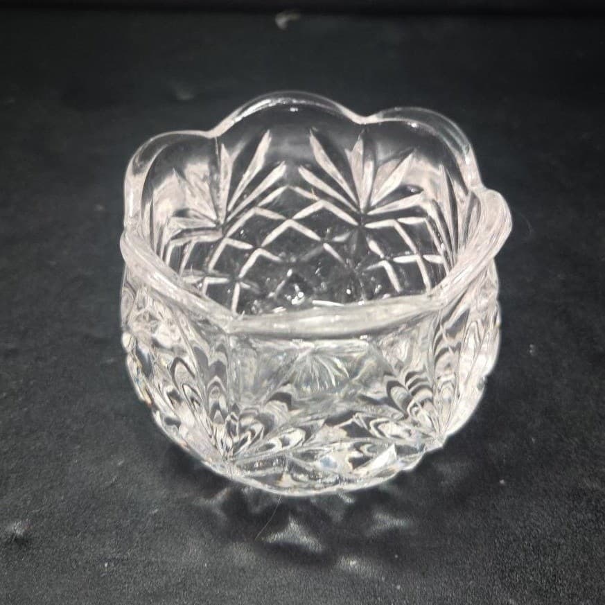 Crystal Clear Pineapple Design Candleholder, Vintage Diamond Pressed Glass - Thumbnail 6