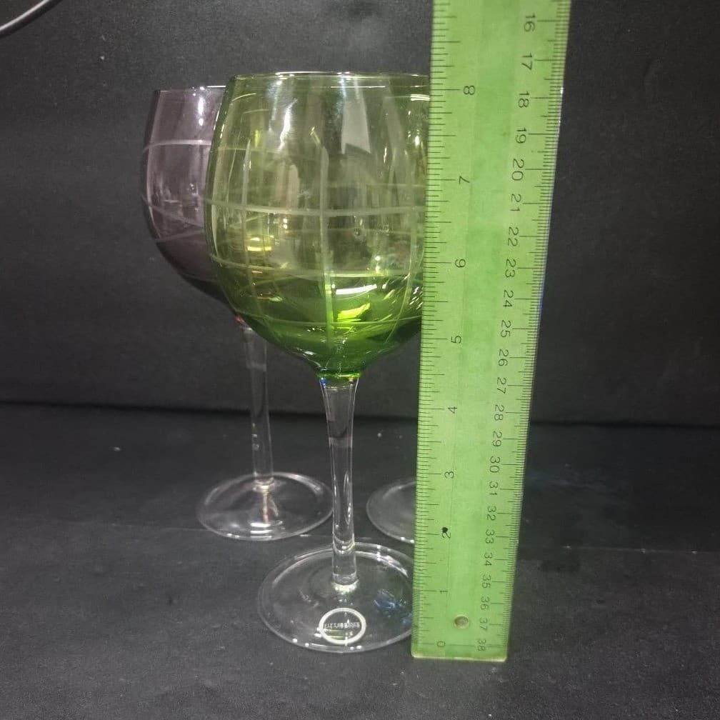 Fifth Avenue Crystal Medallion Balloon Wine Glasses, Set of 3, Vintage Inspired - Thumbnail 9