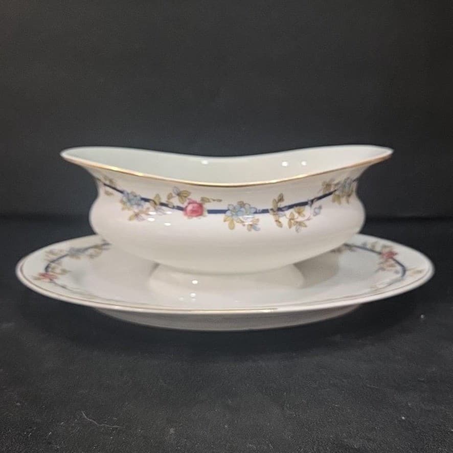 Victoria Czechoslovakia Fine China Gravy Boat, Underplate Attached Vtg Tableware - Thumbnail 2