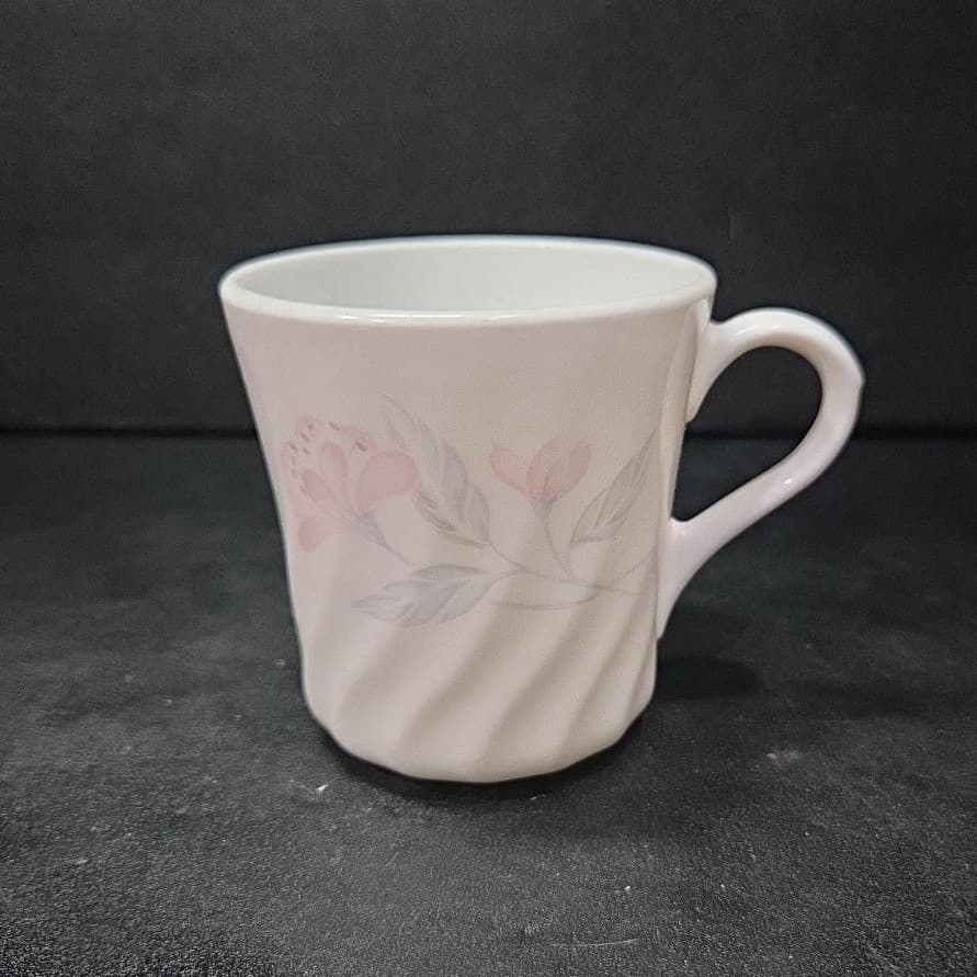 Corelle Pink Trio Coffee Cup, Swirled Poppy Mug, Corning Leaves Flower Pattern - Thumbnail 2