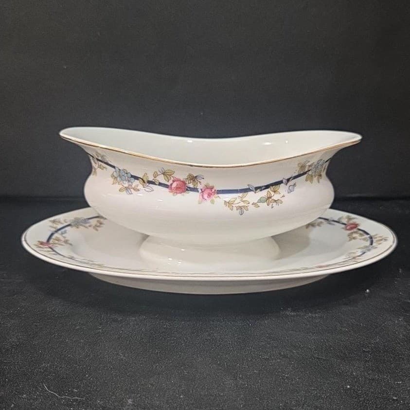Victoria Czechoslovakia Fine China Gravy Boat, Underplate Attached Vtg Tableware - Thumbnail 4