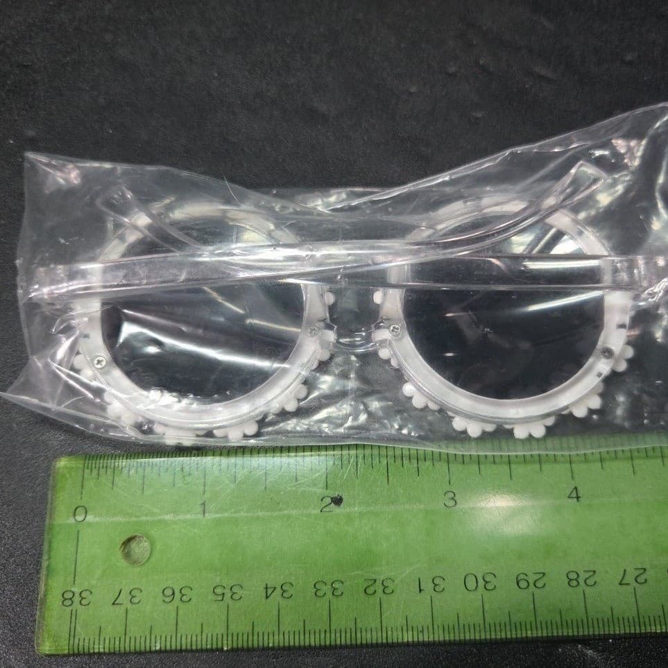 Btween Kids Daisy Flower Round Sunglasses, White Yellow Floral Clear Frame, NWT - Thumbnail 5